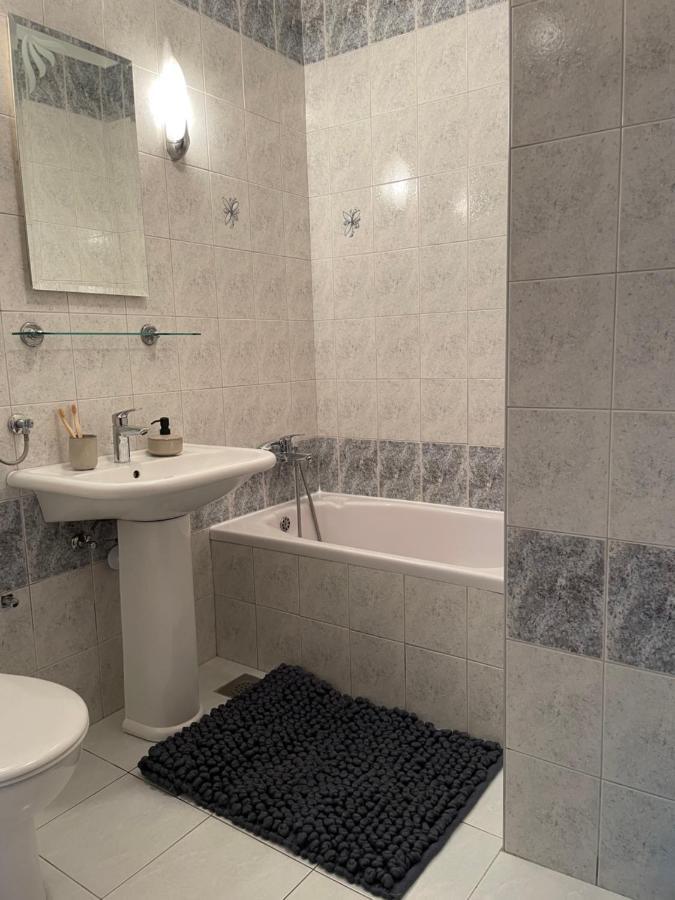 Leone Apartments With Free Parking Apartma Pula
